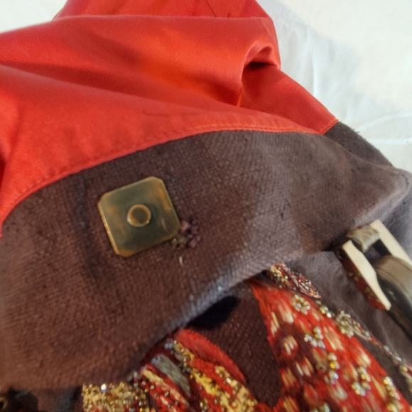 Rare Vintage Fendi One of a Kind Brown Beaded Embroidered Bird Canvas Bag Tote. - Picture 10 of 16